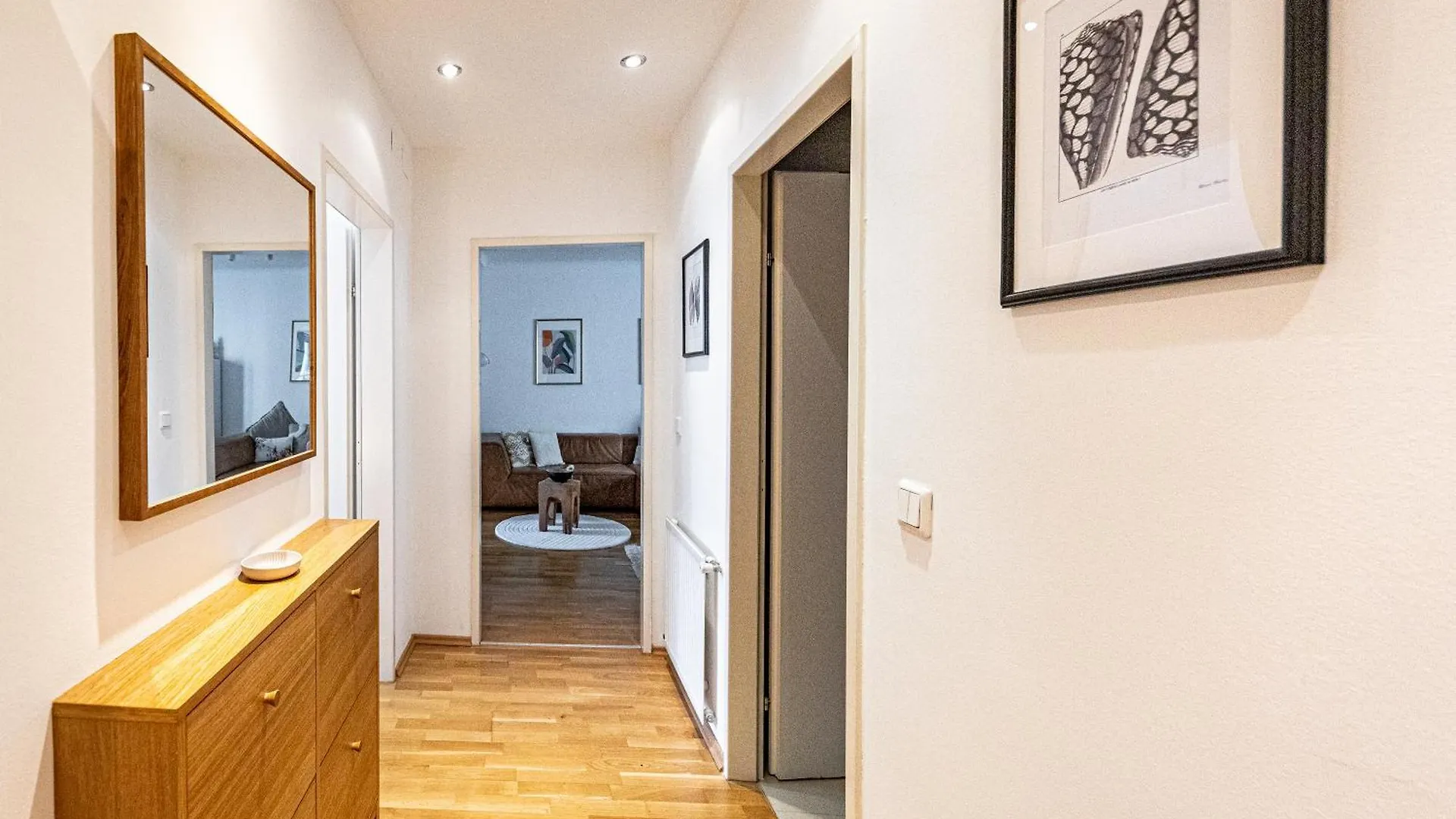 Genuine Vienna Home By Jr City Apartments