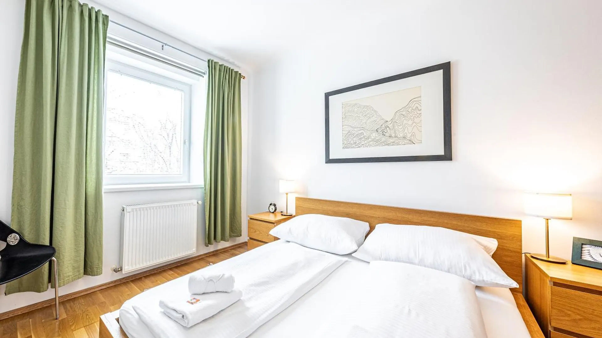 Genuine Vienna Home By Jr City Apartments 0*,