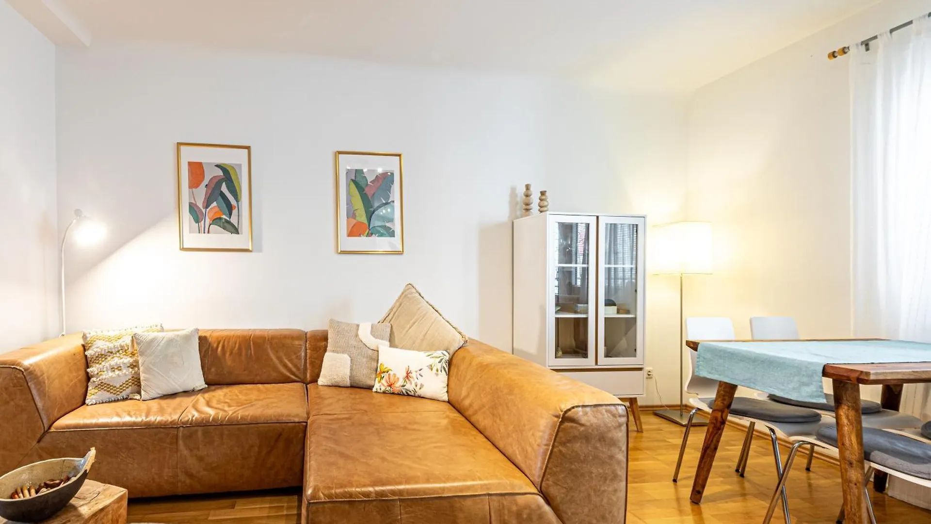 Genuine Vienna Home By Jr City Apartments